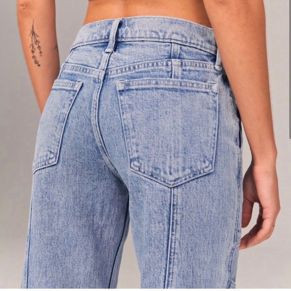Abercrombie and Fitch Cargo Carpenter Jeans. - Picture 3 of 11